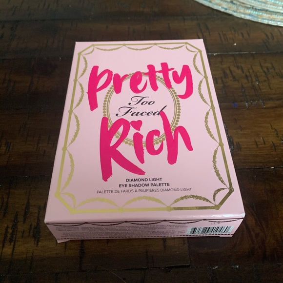 Too Faced Pretty Rich Eyeshadow Palette - Picture 12 of 16